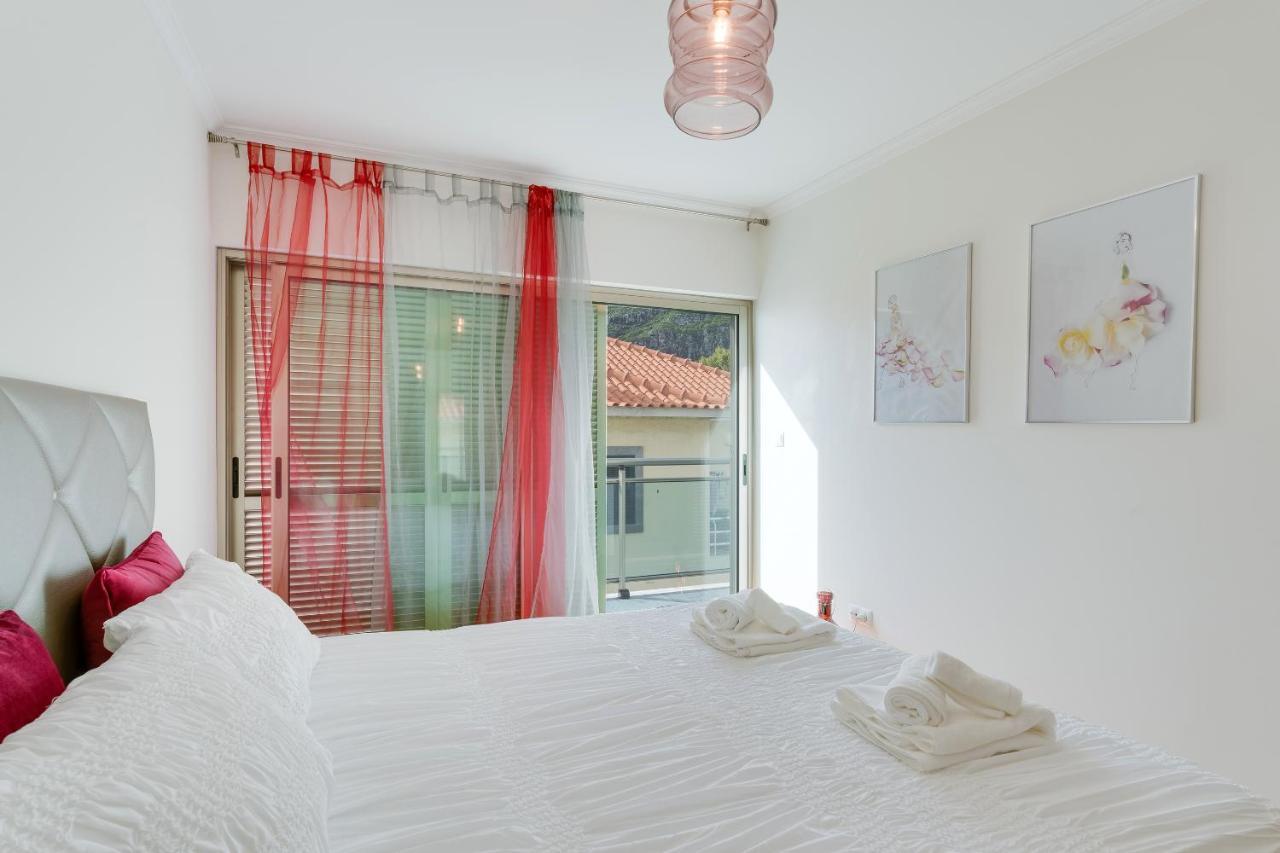 Sunny Beach Machico Apartment By Hr Madeira Eksteriør billede